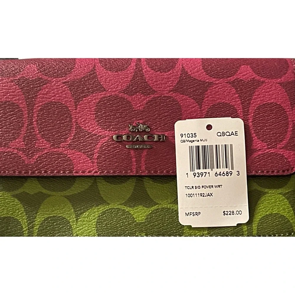 BRAND NEW COACH FOLDOVER WRISTLET IN SIGNATURE CANVAS